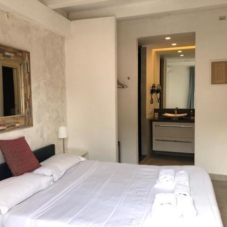 The Edwards Suites Saint Tropez Bagian luar foto