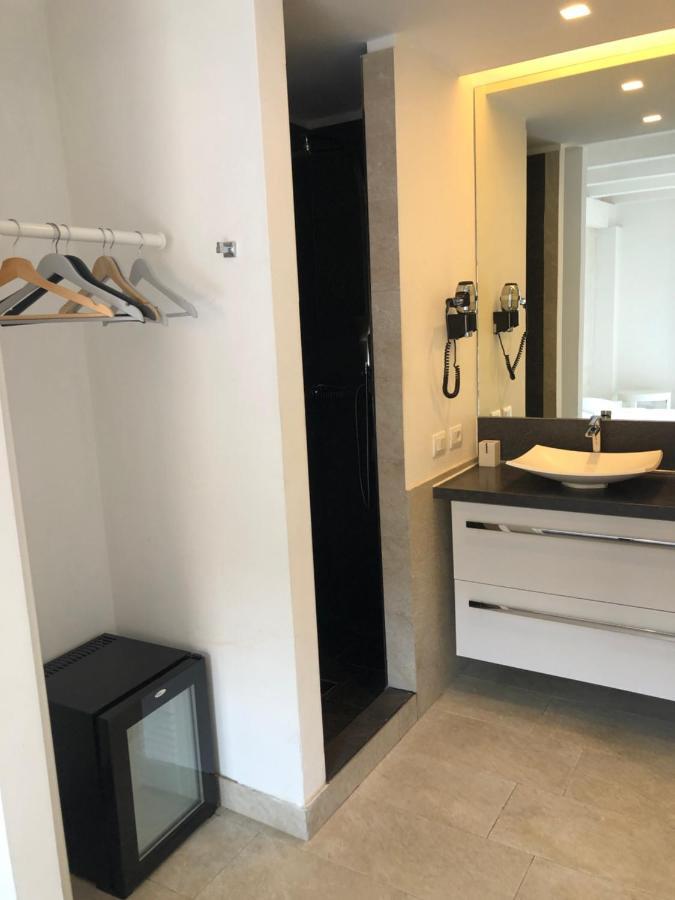 The Edwards Suites Saint Tropez Bagian luar foto